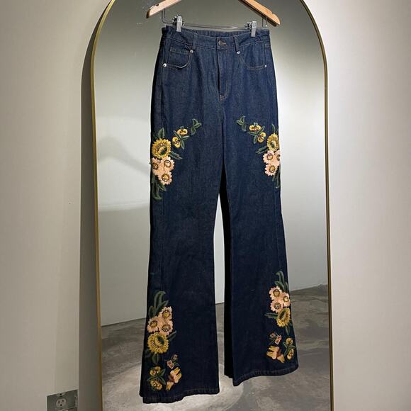 High Waisted Embroidered Jeans with Rhinestones - Picture 6 of 8